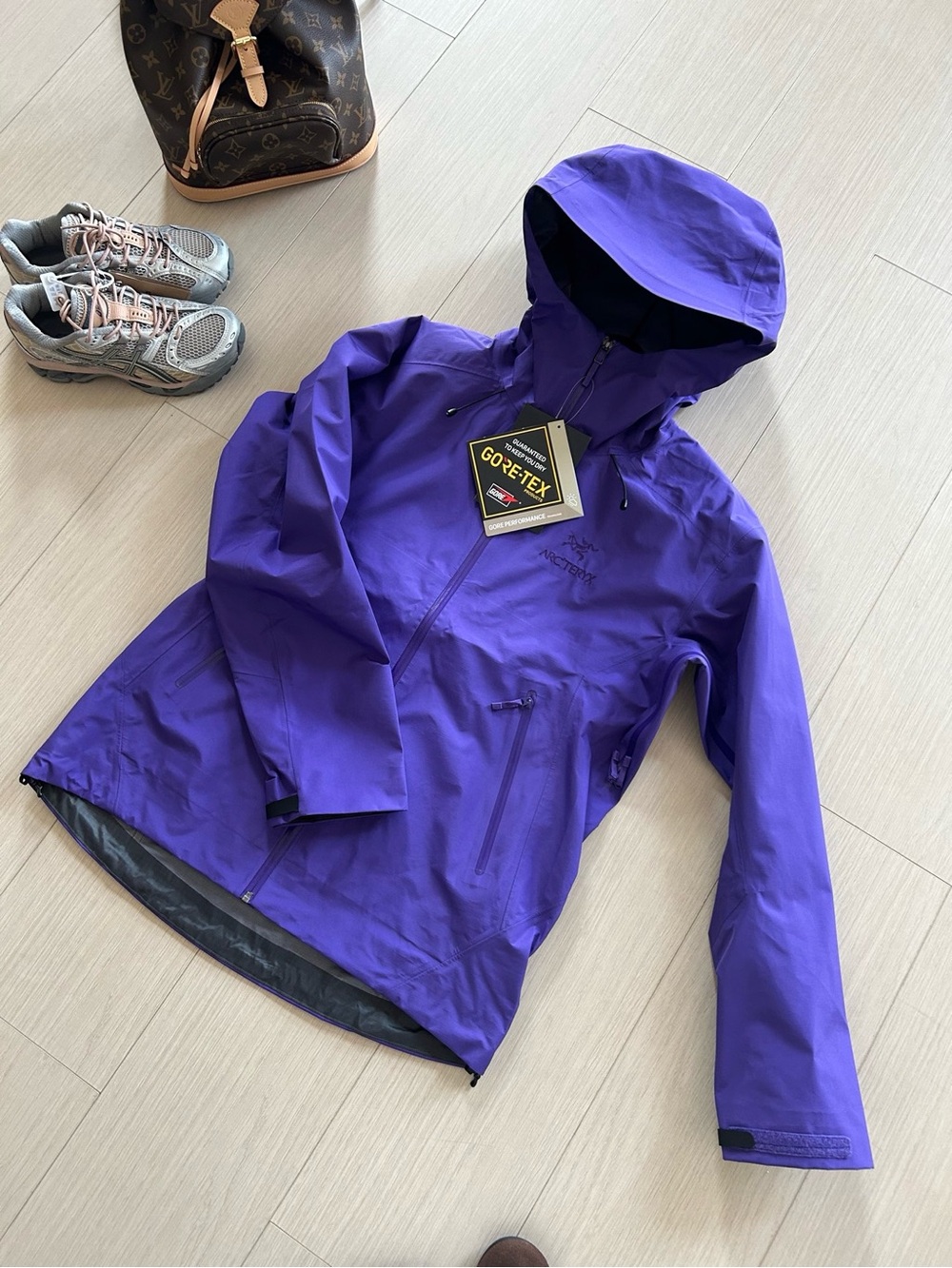 Arc'teryx Women's Purple Gore-Tex Hooded Jacket